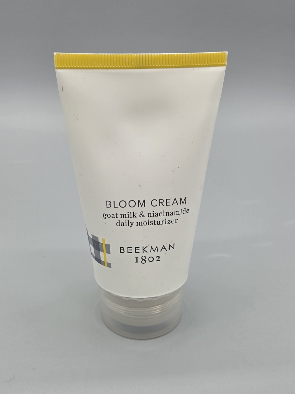 Beekman 1802 Bloom Cream Daily Moisturizer - White with Yellow Accent